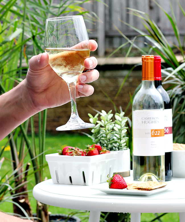 6 Ideas For A Summer Date Night In