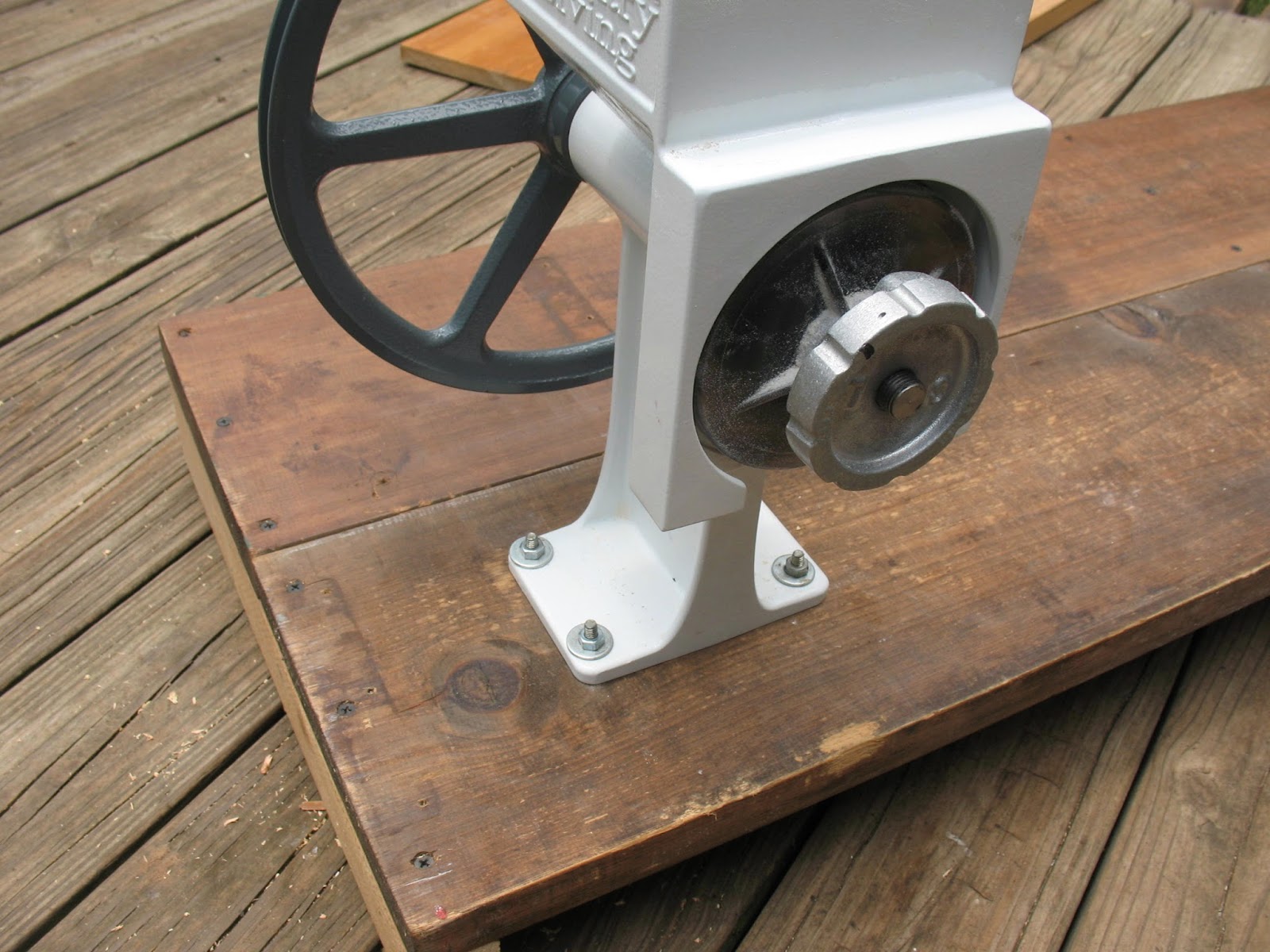 Sensible Survival Bicycle Power for the Country Living Grain Mill