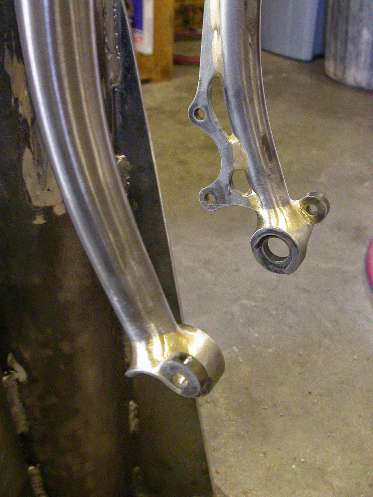 Moustache Cycles Thru Axle Unicrown Fork, Vise Pedestal