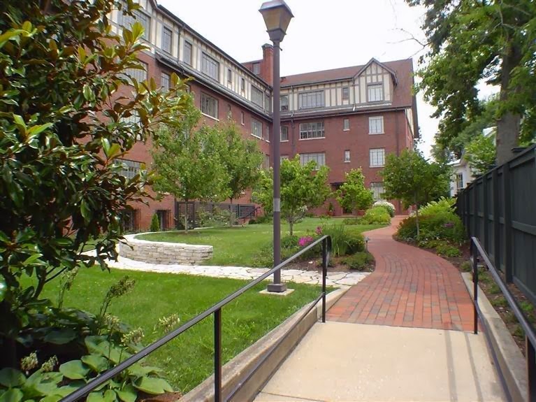 At Home in the Bluegrass The Wellington Arms