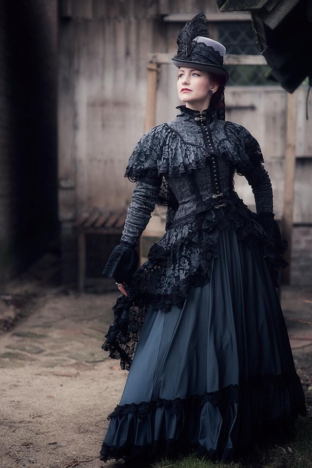 Steampunk Fashion Guide Gothic Layers of Lace