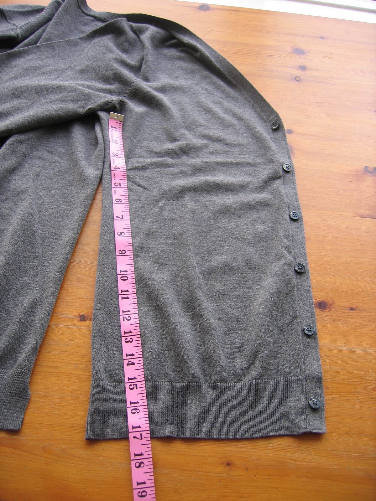 Seamless: Tutorial 12a - Part 1 Sleeveless Cardigan with Draped Sides