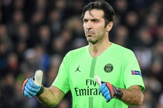 Gianluigi Buffon Akan Tambah Kontrak di PSG?