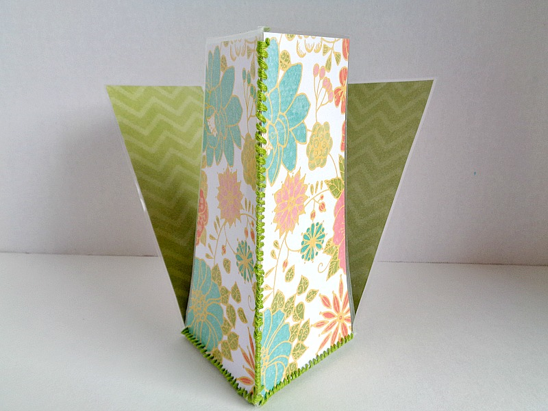 DIY Laminated Paper Boxes Running With A Glue Gun