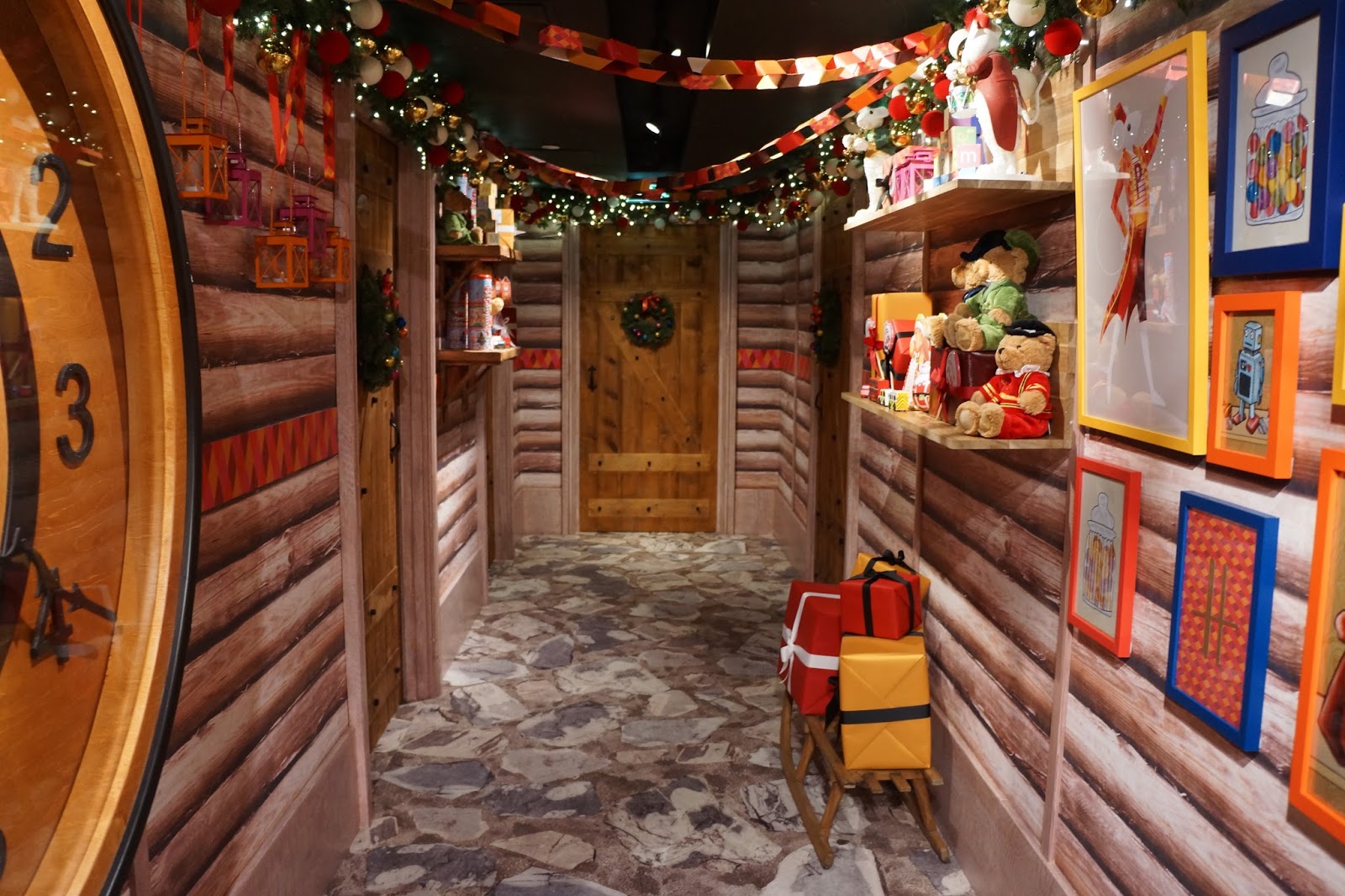 Experiencing Santa magic at Harrods Christmas Grotto 2015