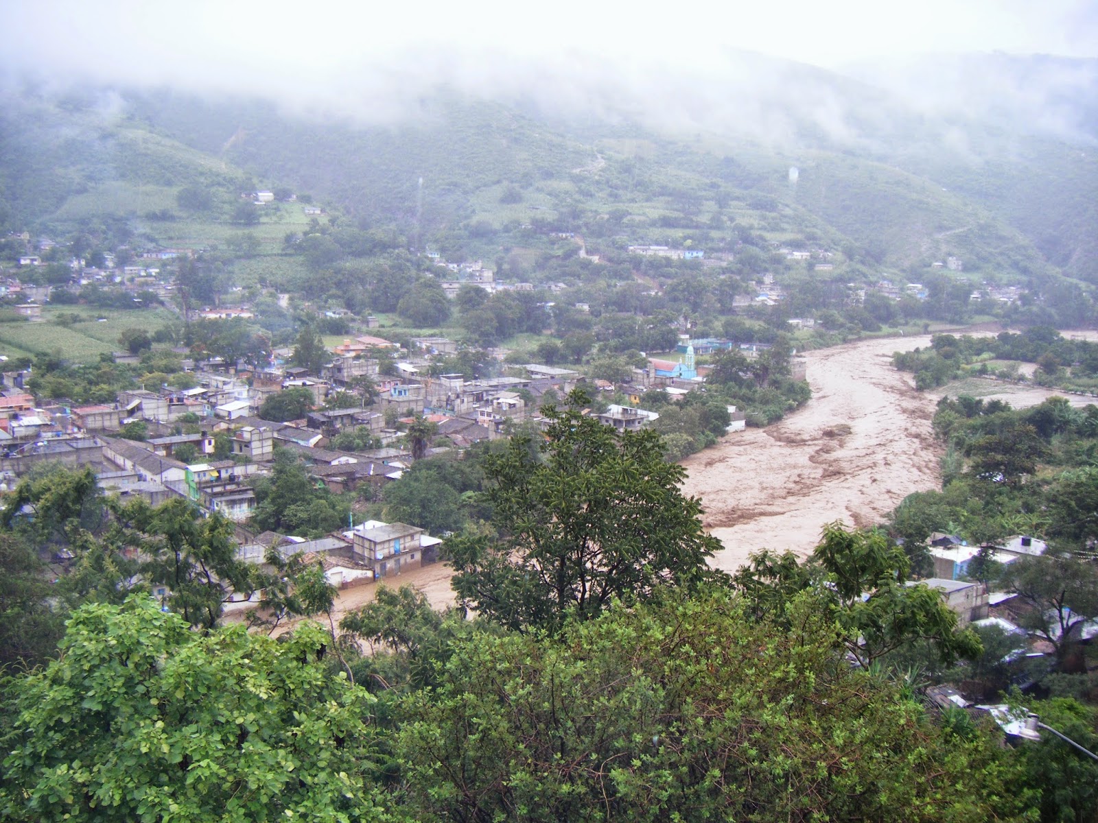 El amor es raro...!!!!!! MONOGRAFIA DE COPANATOYAC