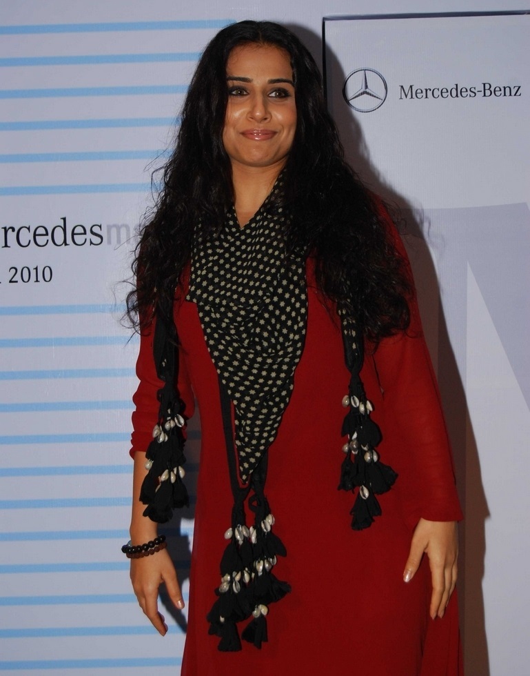 Film Actress Vidya Balan Long hair In Maroon Dress