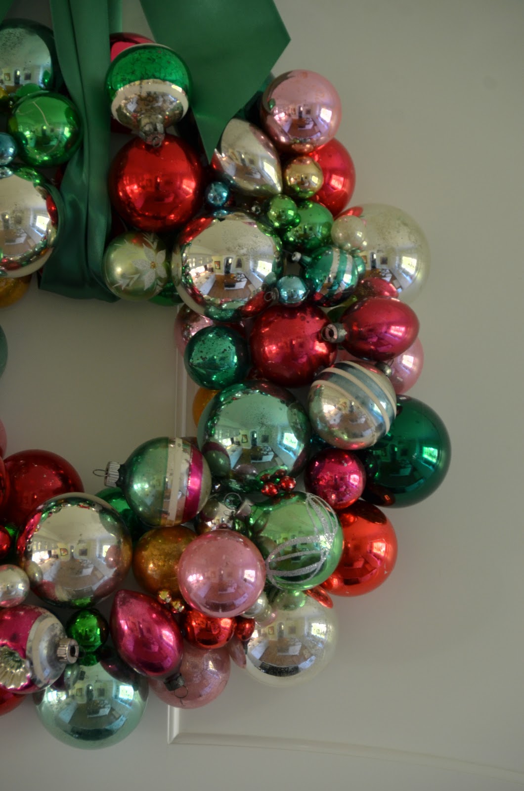 the princess and the frog blog a vintage christmas ball wreath