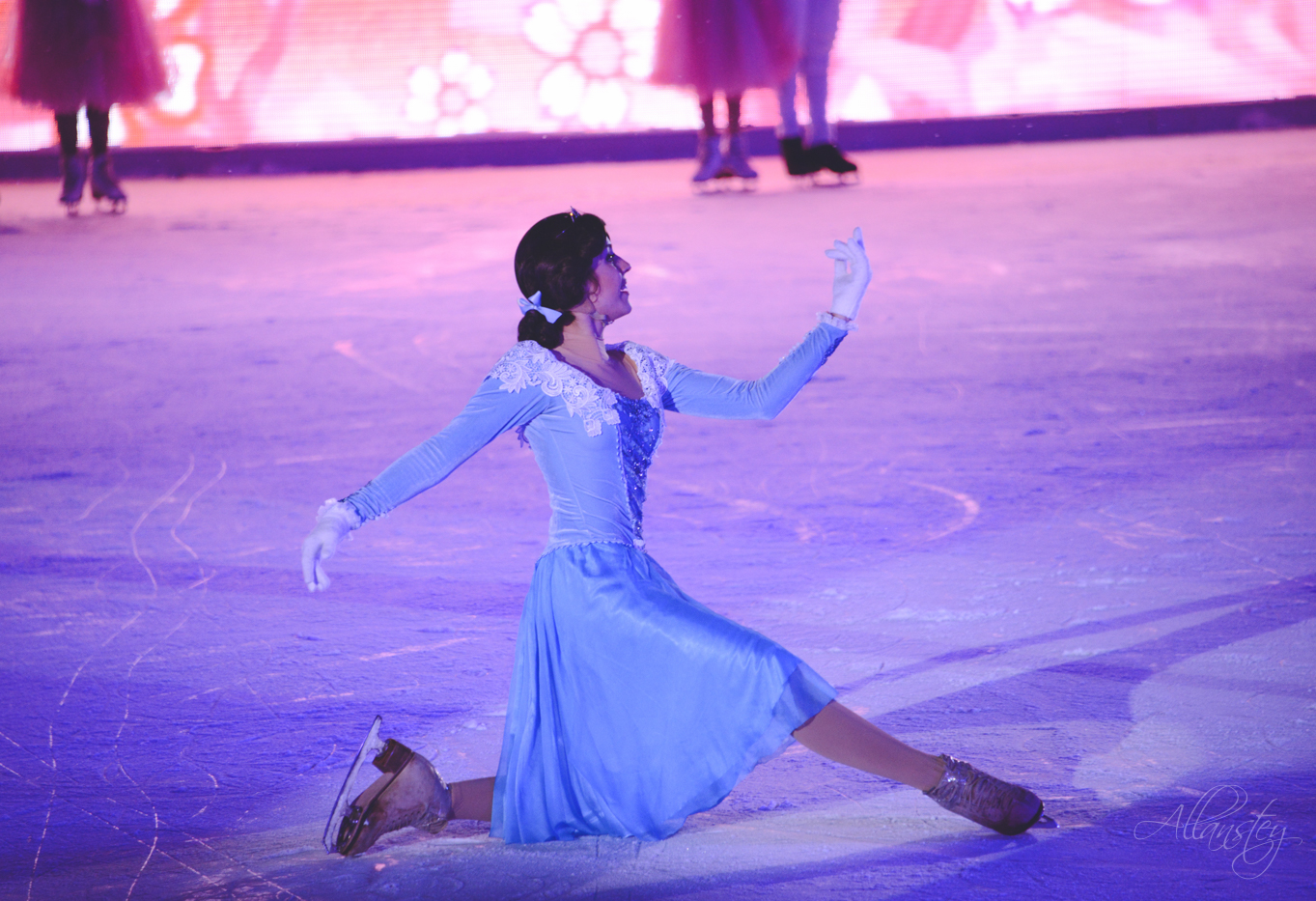 Nutcracker Ice Show Pt.2 Allanstey