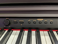 pictures of SLP150 piano and controls