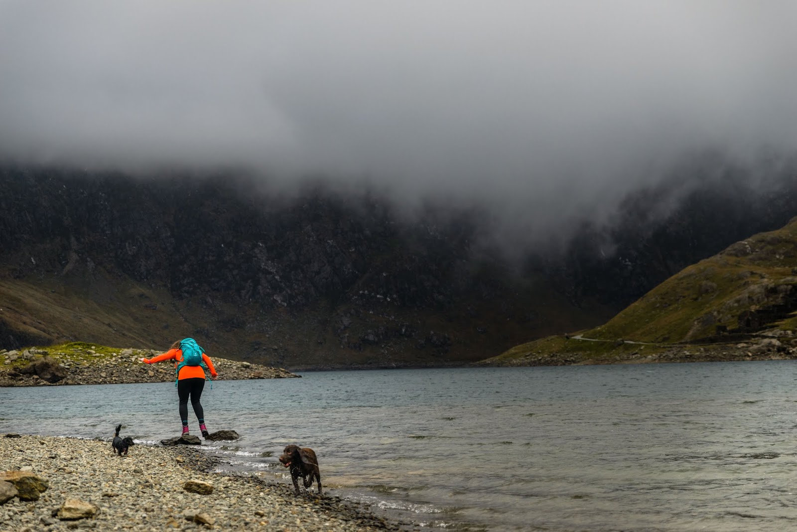 snowdon liquidgrain liquid grain lake wales outdoors hill snowdon liquidgrain liquid grain lake wales outdoors hill
