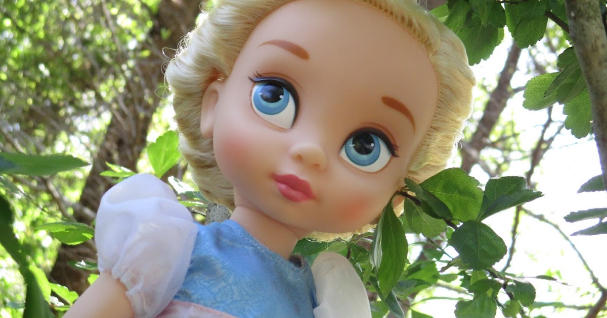 The Disney Dolls: About Disney Animator's Collection Dolls
