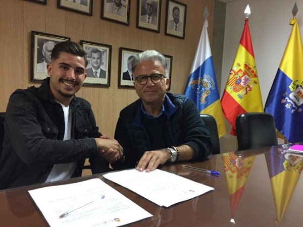 Oficial: Las Palmas Atlético renueva a Cristian Cedrés hasta 2021