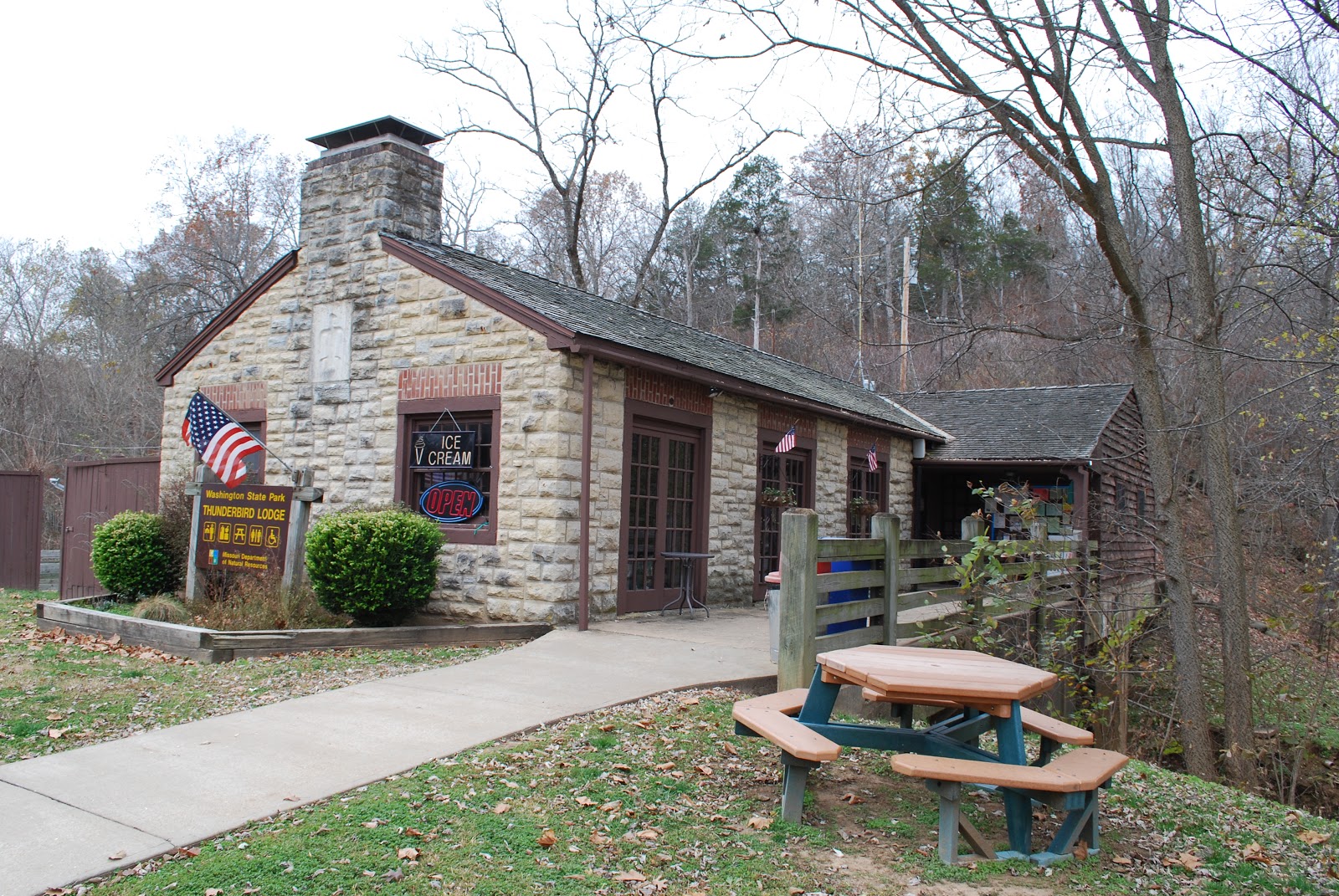 Dane and Elaine's Travels With Sputnik Washington State Park; Desoto