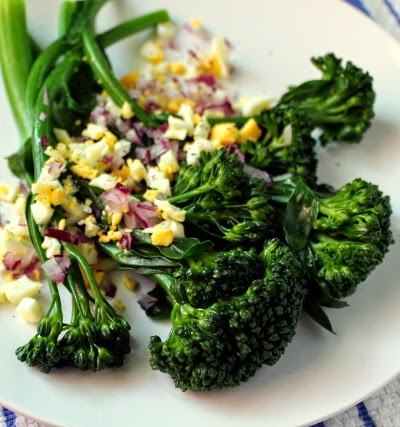Broccolini vinaigrette with chopped egg and red onion