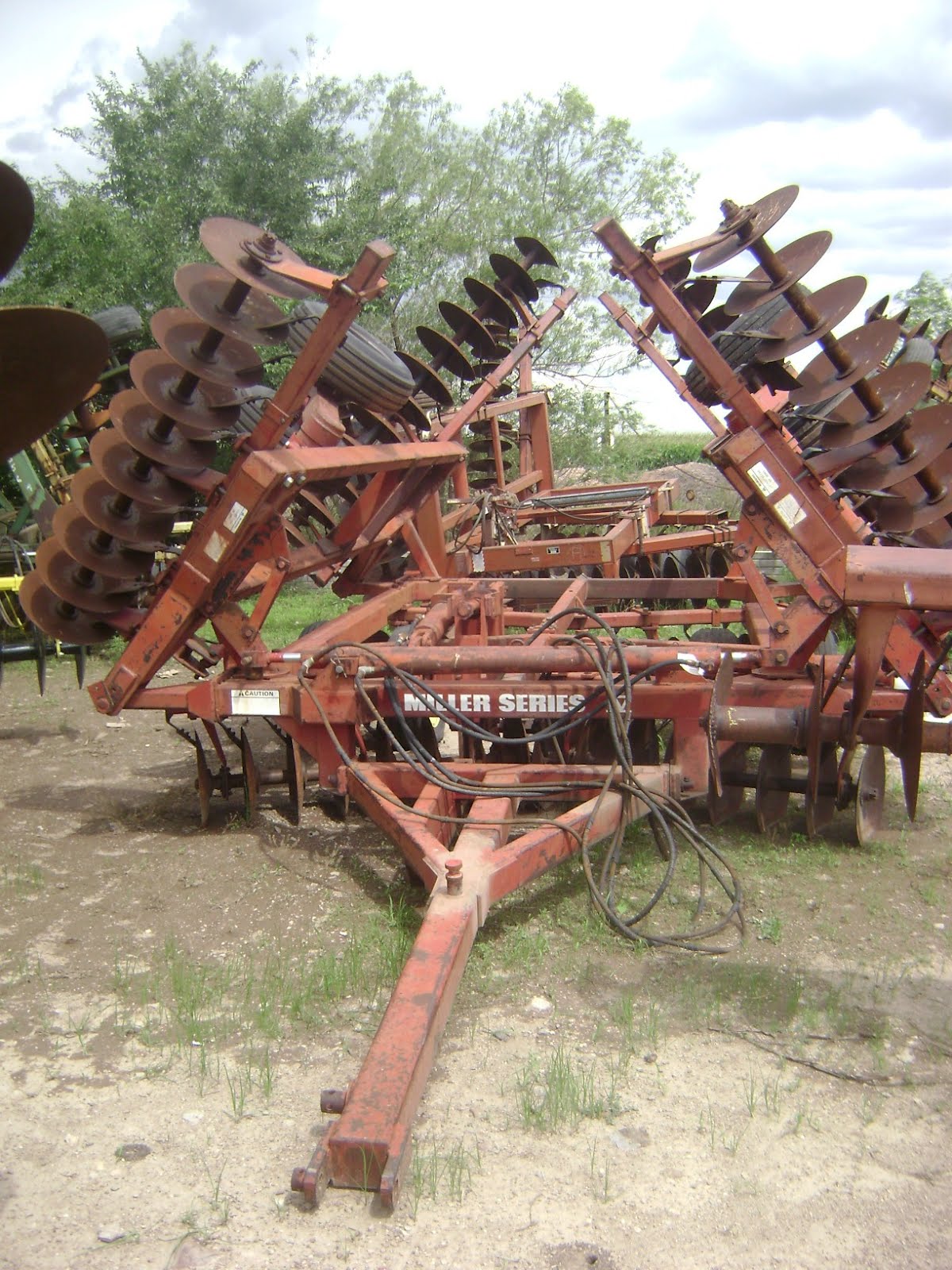 MAQUINARIA AGRICOLA INDUSTRIAL Rastra Miller De 72 Discos 5 300 Dlls