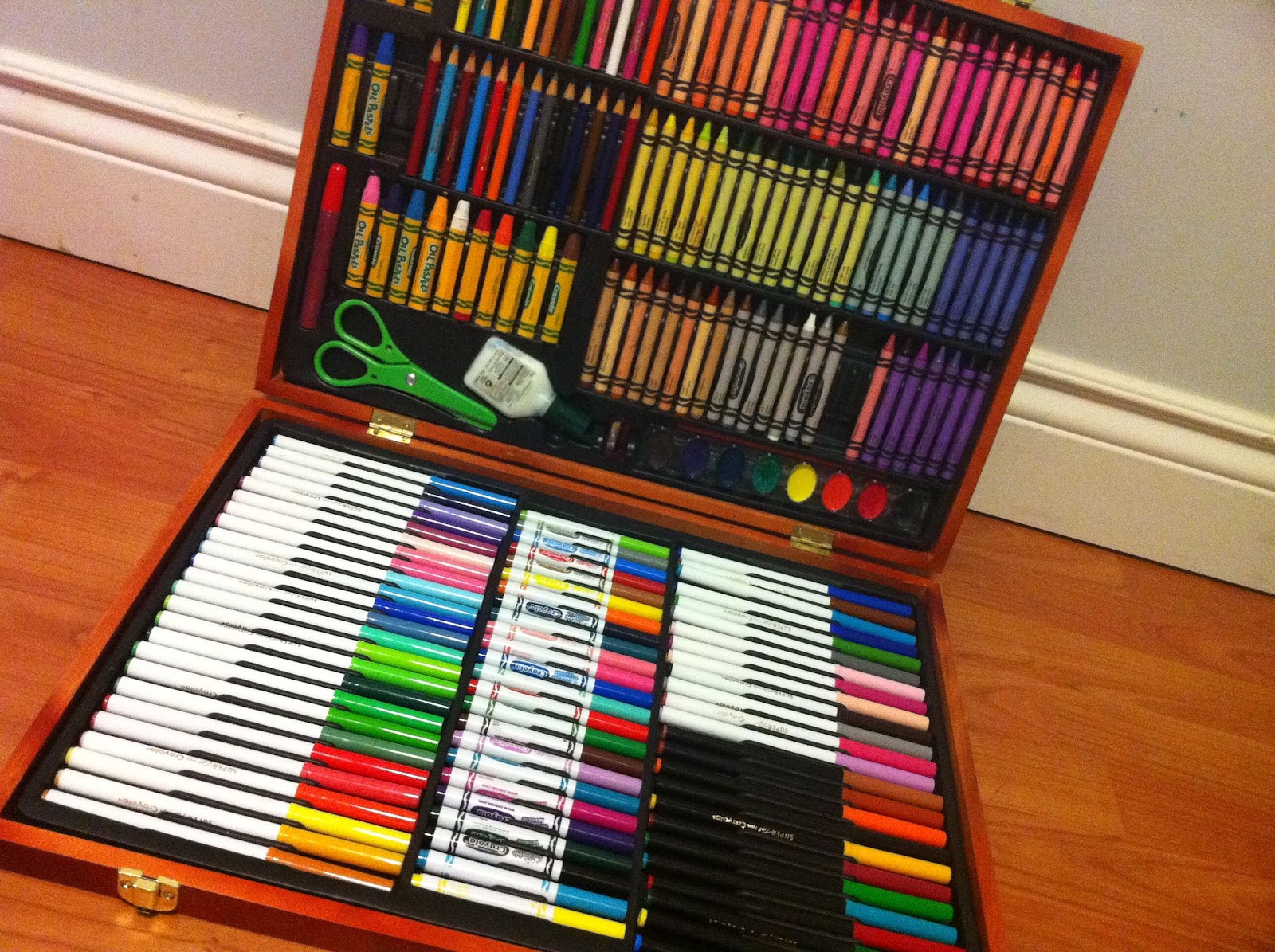 crayola master works art case heart impulsar co