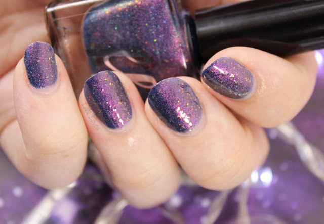 Femme Fatale Cosmetics Helping Hands Nail Polish Swatches & Review