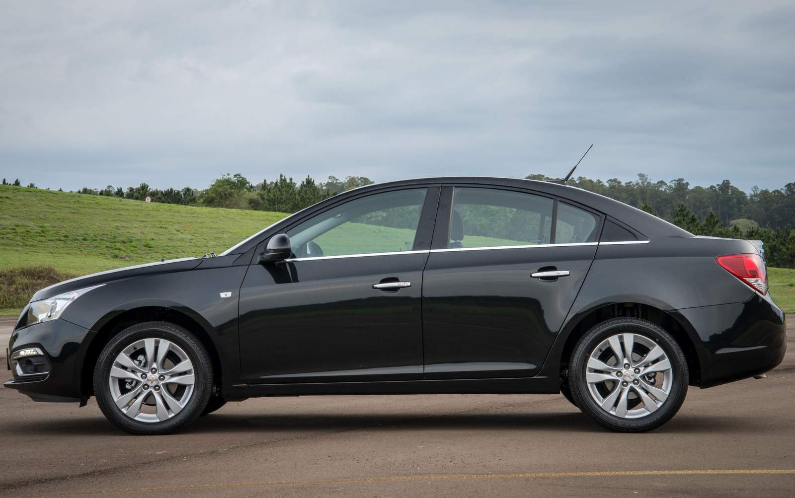 Novo Chevrolet Cruze Sedan 2015: preços e detalhes | CAR.BLOG.BR