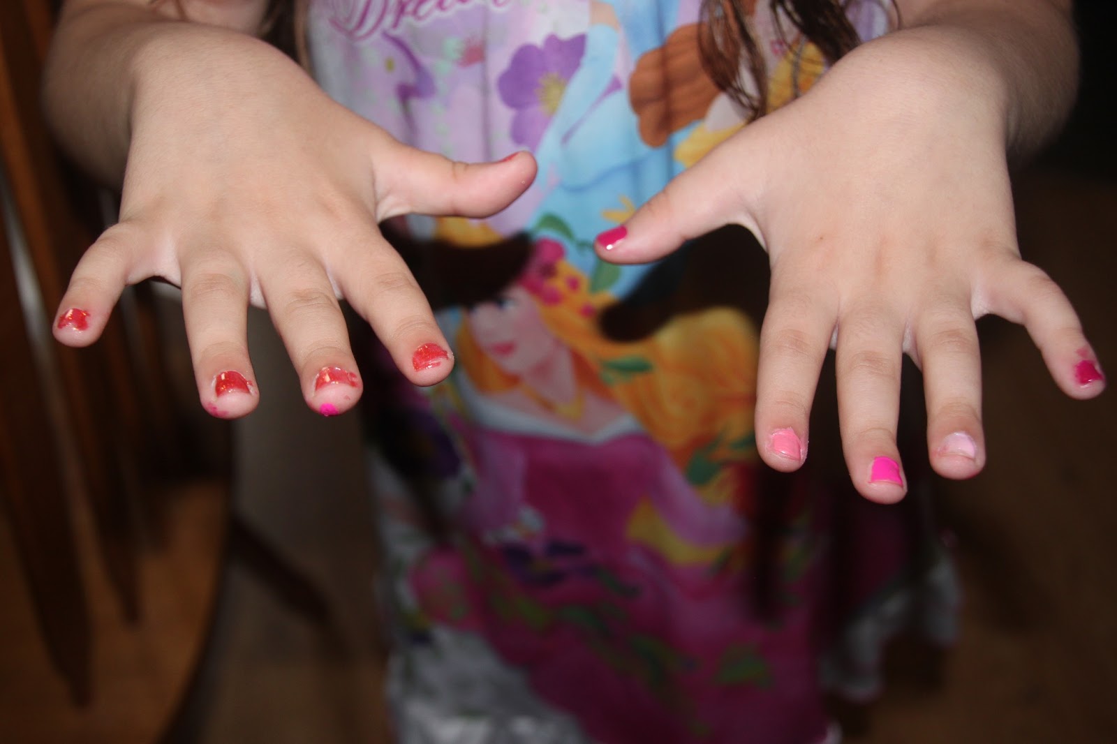 Susan's Disney Family Snails a Safe, Washable Nail Polish Giveaway