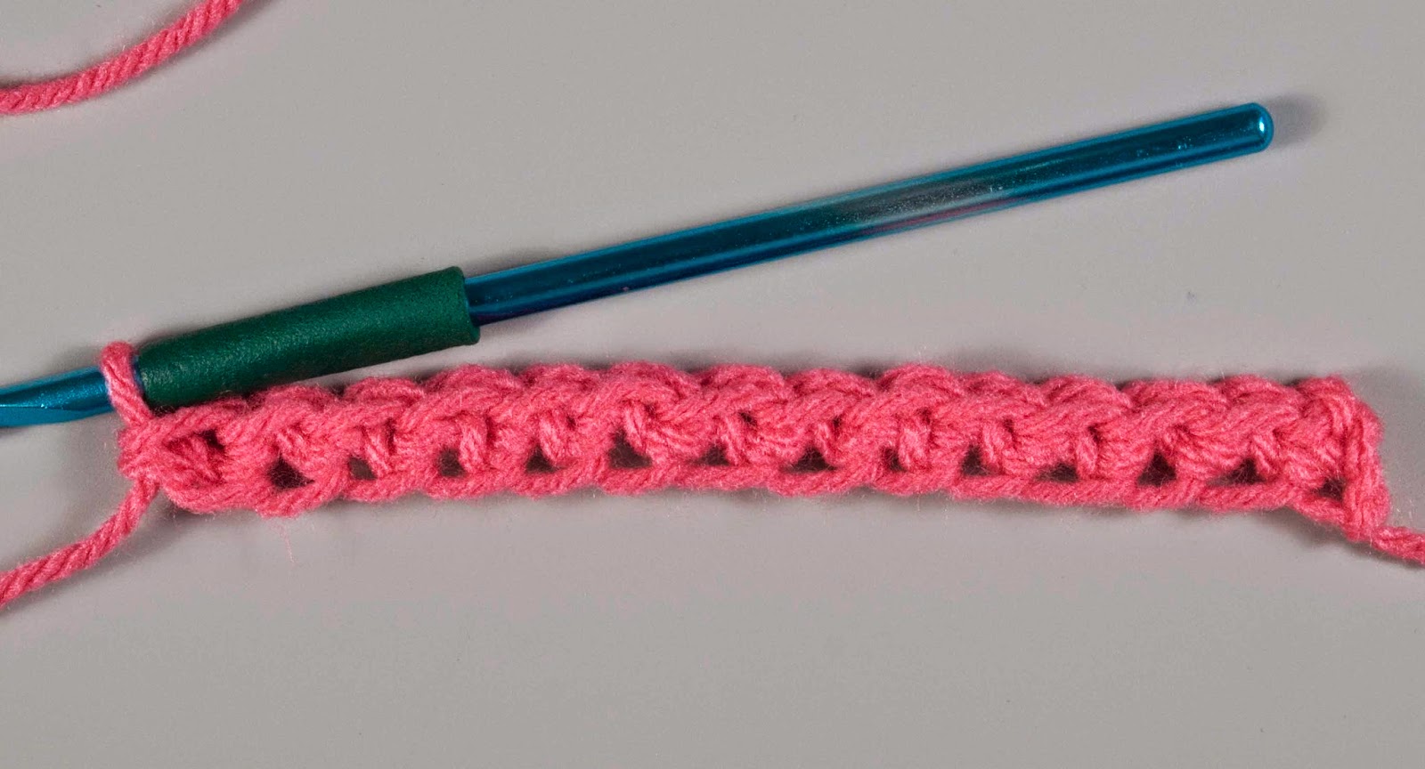 CrochetByKarin: Single Crochet Foundation Chain