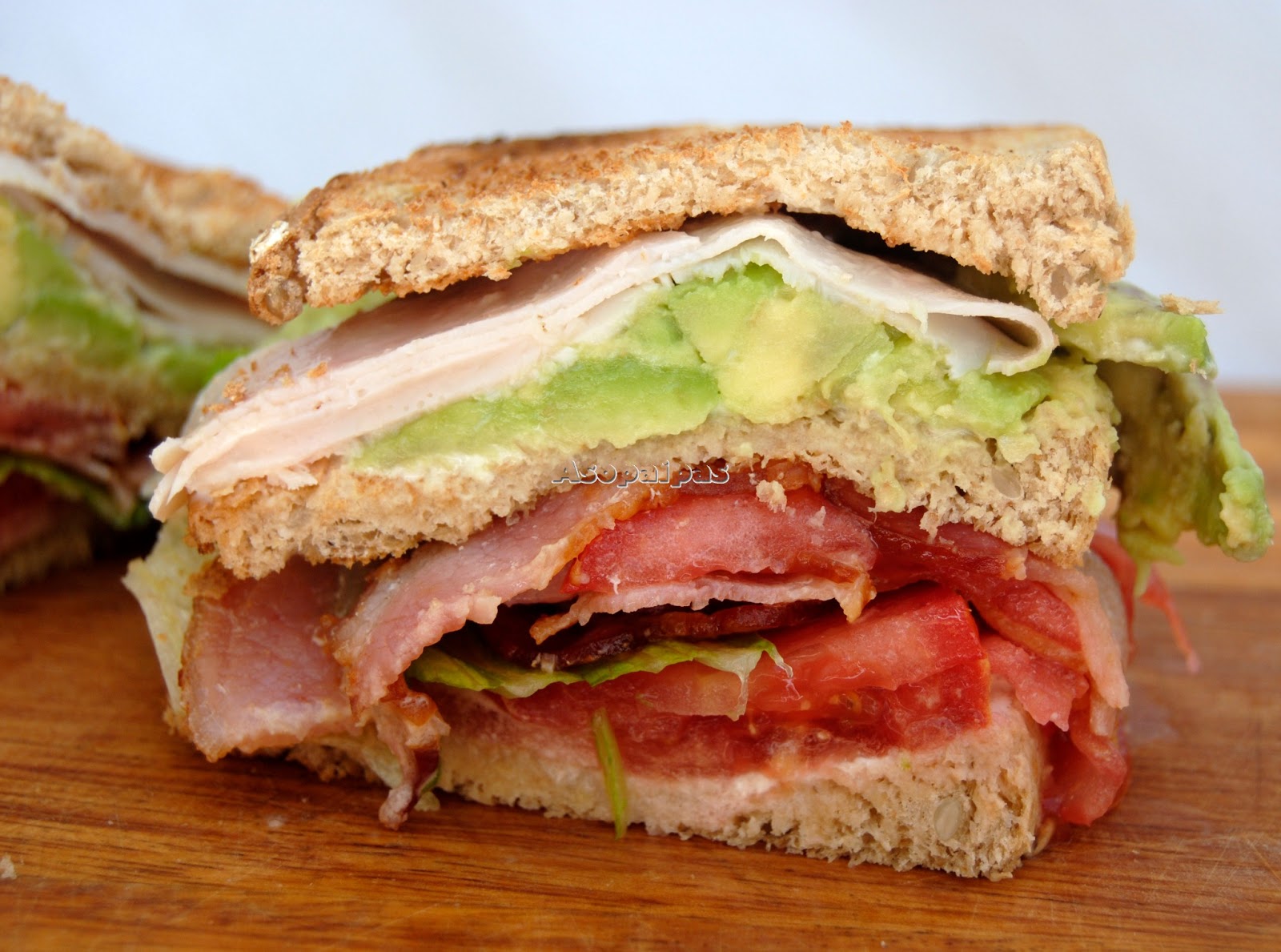 California Club Sándwich. Receta Asopaipas. Recetas de Cocina Casera