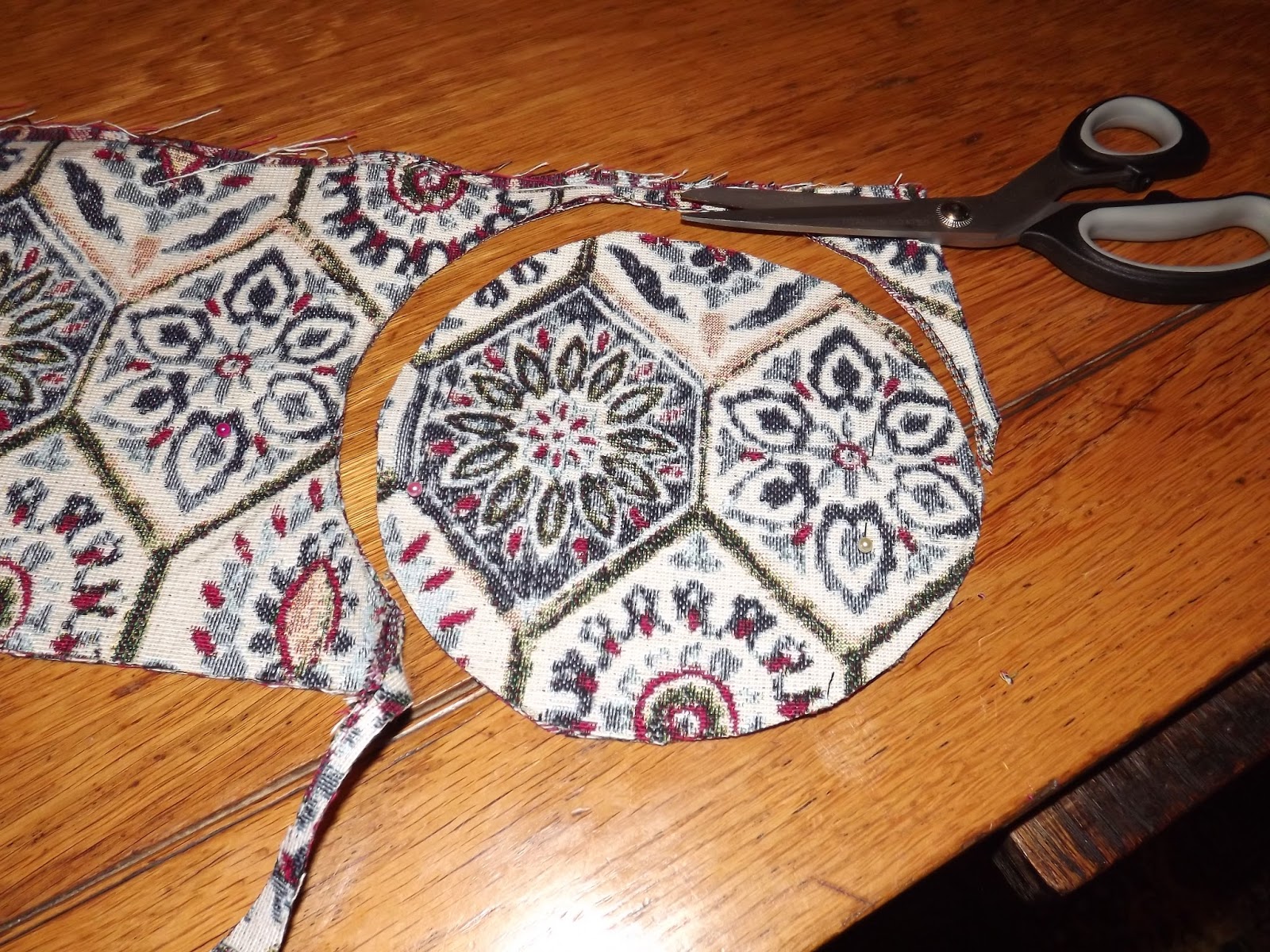 A Pretty Talent Blog Sewing Round Scatter Cushion Pillowcases