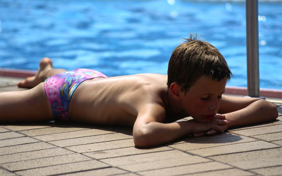 teenboys-wet-pool