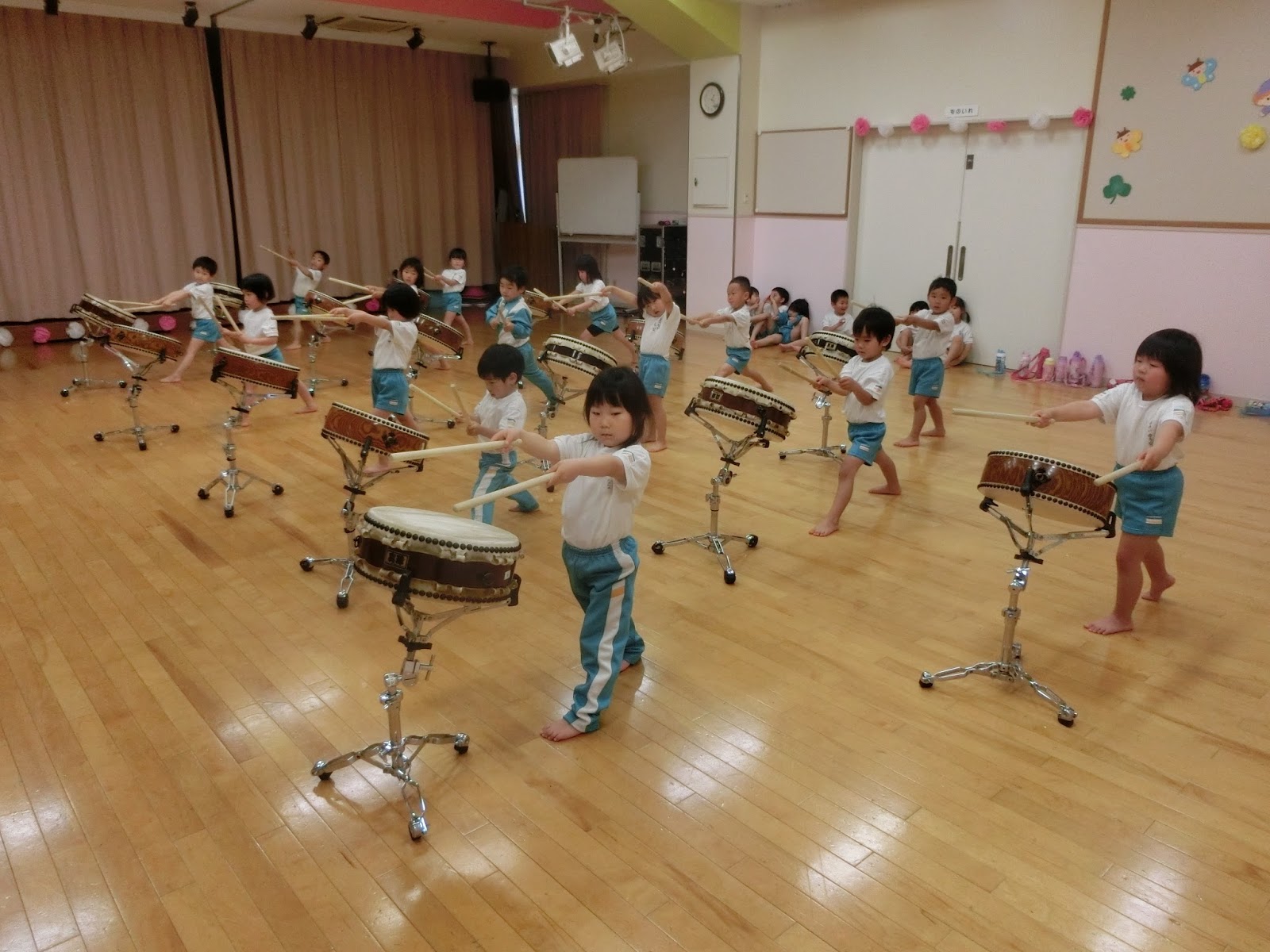 奈良県保育園 香芝市保育園 せいか保育園 のびのびblog 和太鼓に挑戦