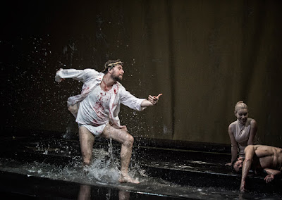 Marek Kałużyński w roli Juliusza Cezara w spektaklu "Antoniusz i Kleopatra" Marek Kałużyński na scenie Teatru im. Stefana Jaracza w Łodzi