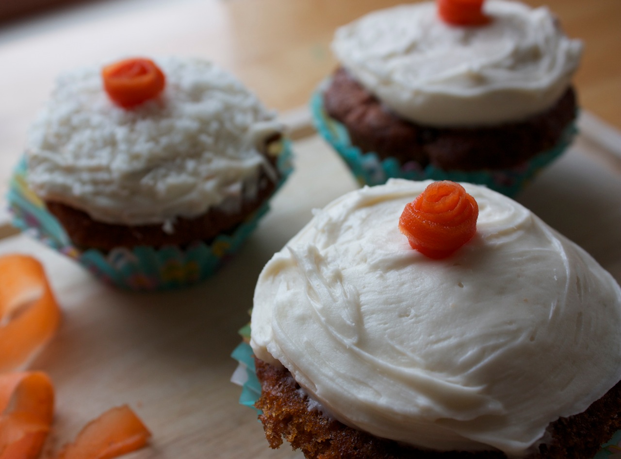 Recipe Carrot Cupcakes with Cream Cheese Frosting umommy