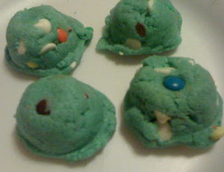 blue m&m cookies