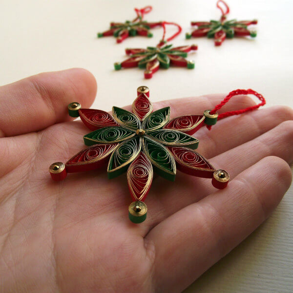 15 Very Special Paper Christmas Ornaments Made by Hand