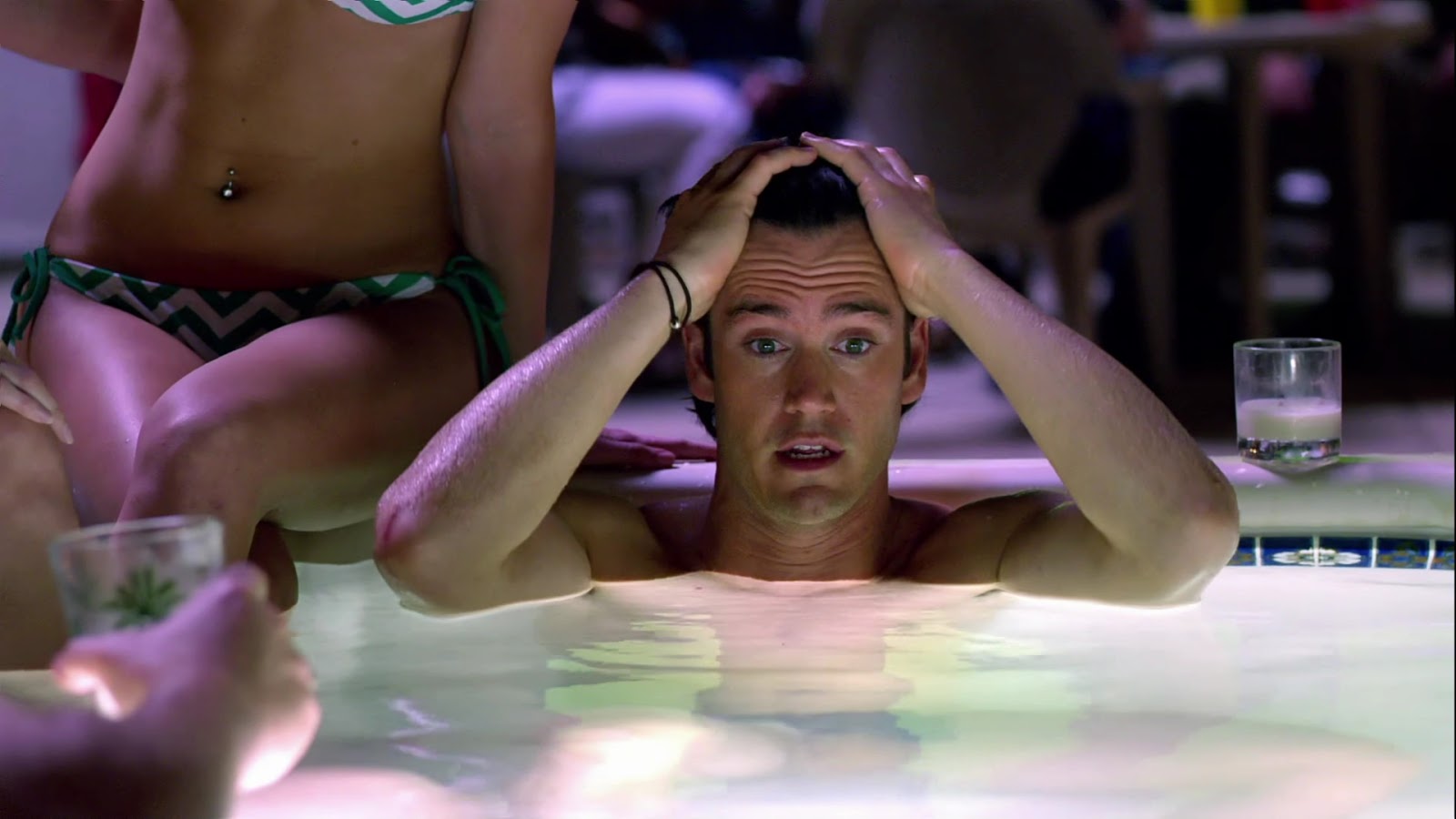 Mark-Paul Gosselaar naked HD clip F&B.