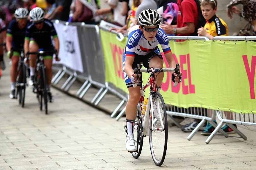 Dishforth Raceway gbcycles ladies racing team: Dishforth and St Oliver's Mount circuit ...