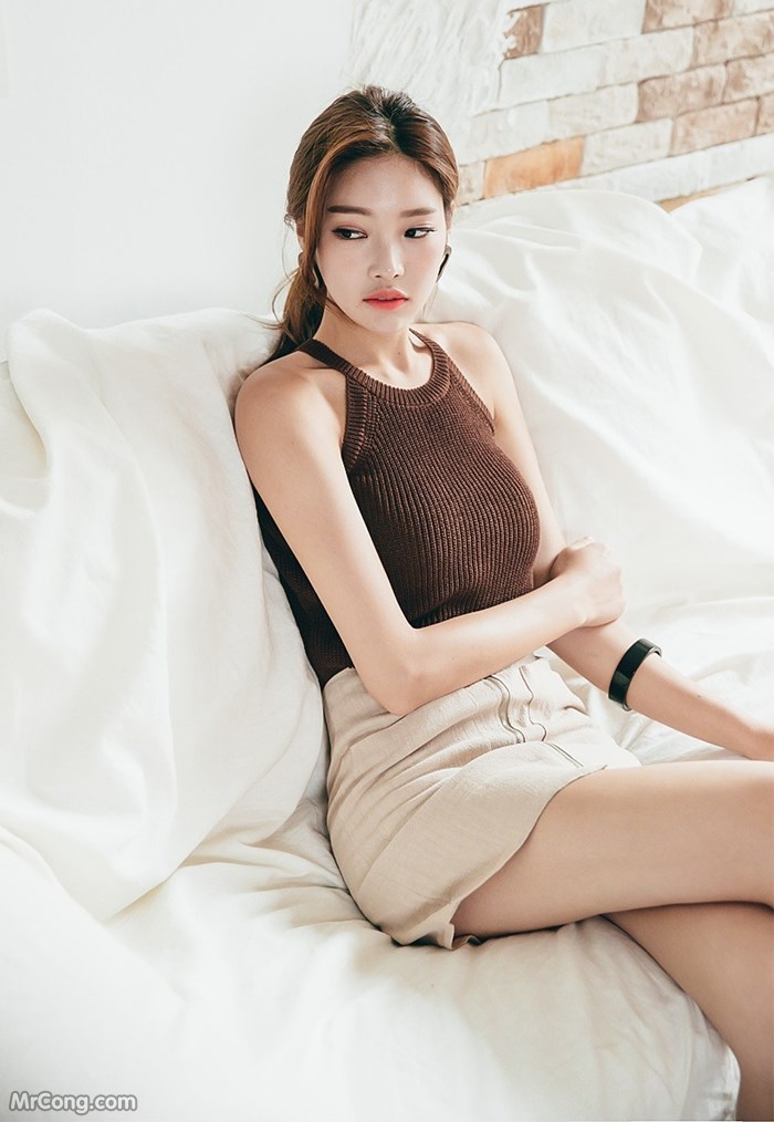 Beautiful Park Jung Yoon in fashion photoshoot in June 2017 (496 photos) photo 3-18