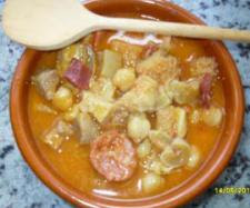  <strong>CALLOS</strong> CON <strong>GARBANZOS</strong> 