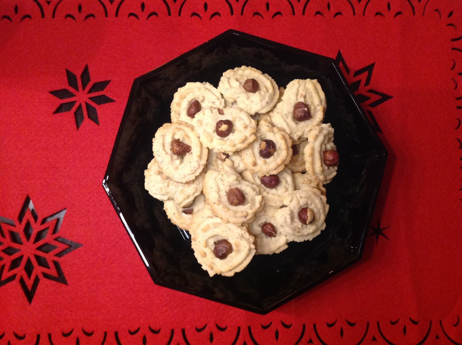 Marlis + Peters Küchenwelt: Haselnuss-Spritzgebäck