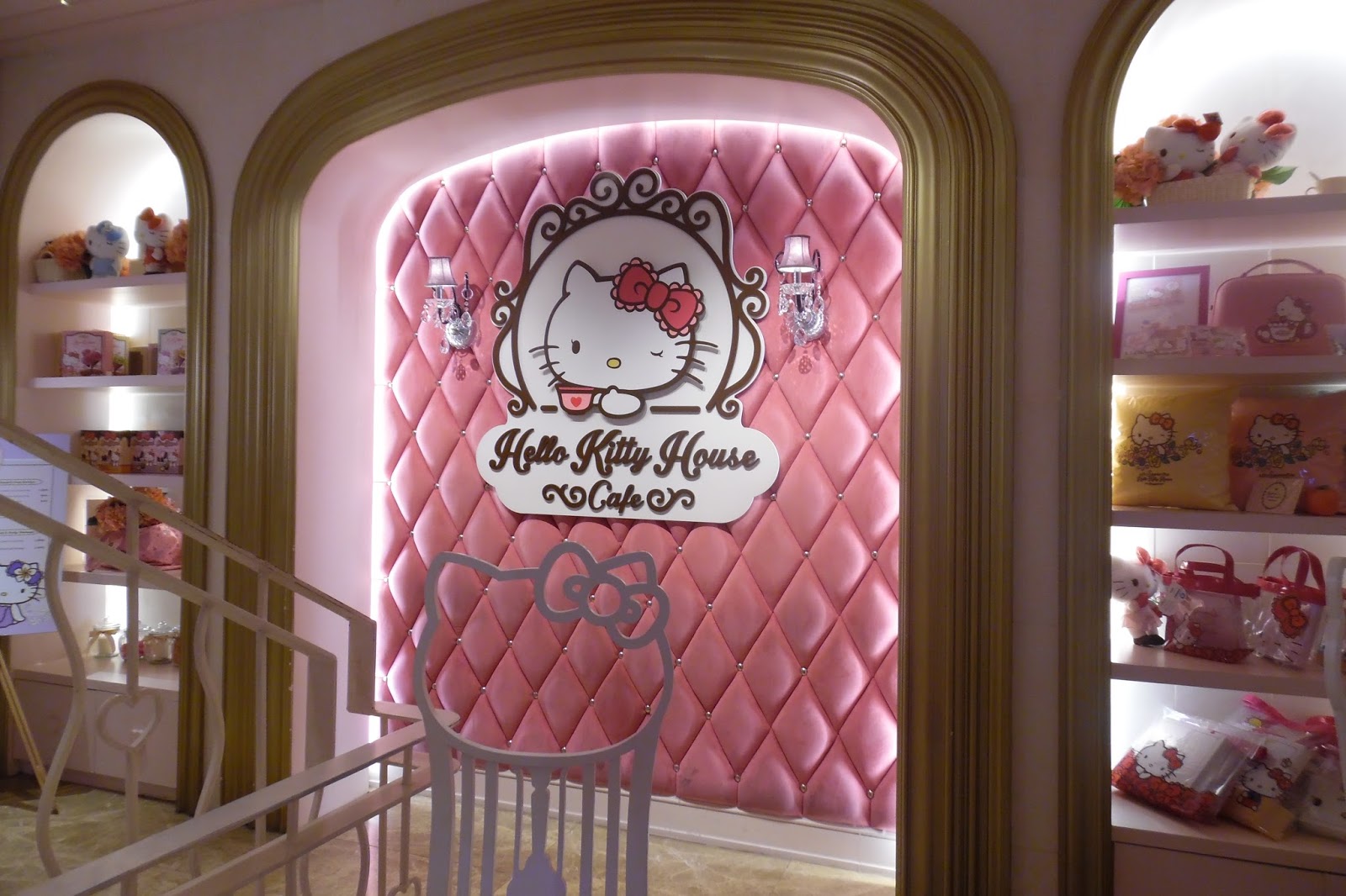 Bkk Hello Kitty House Cafe