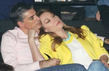 Μικροσκοπικό κορίτσι Πεολειξία