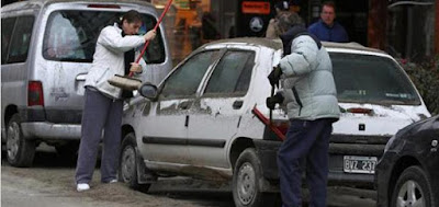 Limpia ceniza automóvil