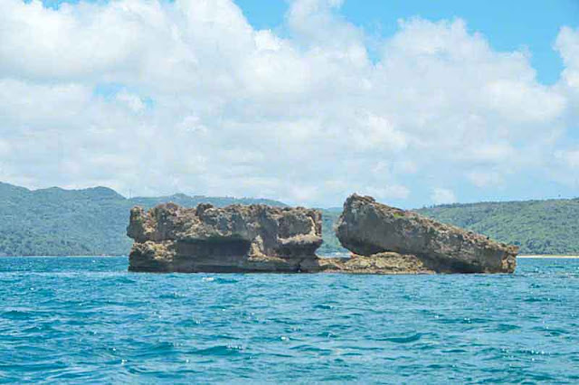 Close-up of Divorce Rock in Okinawa