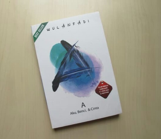 Hypebest Resensi Kisah Cinta Persahabatan Segitiga Karya Ayu Wulandari