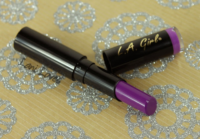 LA Girl Matte Flat Velvet Lipstick - Love Triangle Swatches & Review