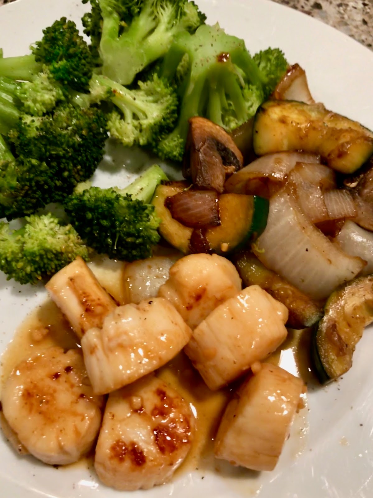 Panfried Scallops with Vegetables SundaySupper Our Good Life