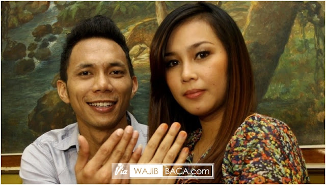Heboh Aib Norman Kamaru di Beberkan Mantan Istri di Sosmed Heboh Aib Norman Kamaru di Beberkan Mantan Istri di Sosmed