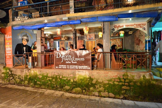 Dylans Toasted and Roasted Cafe Manali, Best places to eat in Manali, Where to Eat in Manali, cafes in manali, breafkast in Manali