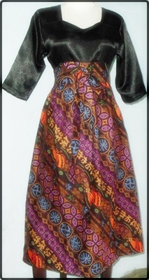Kumpulan contoh model baju batik perempuan Kumpulan contoh model baju batik perempuan