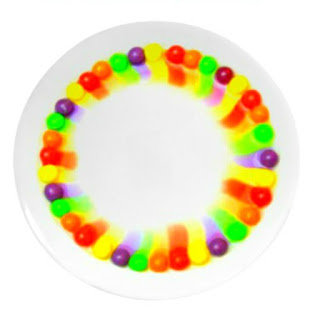 EXPERIMENT FOR KIDS: Can you make a Skittles rainbow? #skittlesrainbowexperiment #skittlesrainbow #scienceexperimentskids #scienceexperimentsforkids #rainbowactivitiespreschool