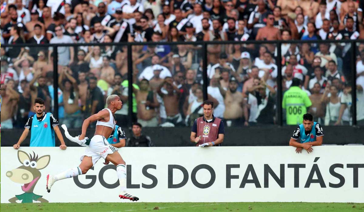 Título do Palmeiras tem festa e aplausos da torcida do Vasco